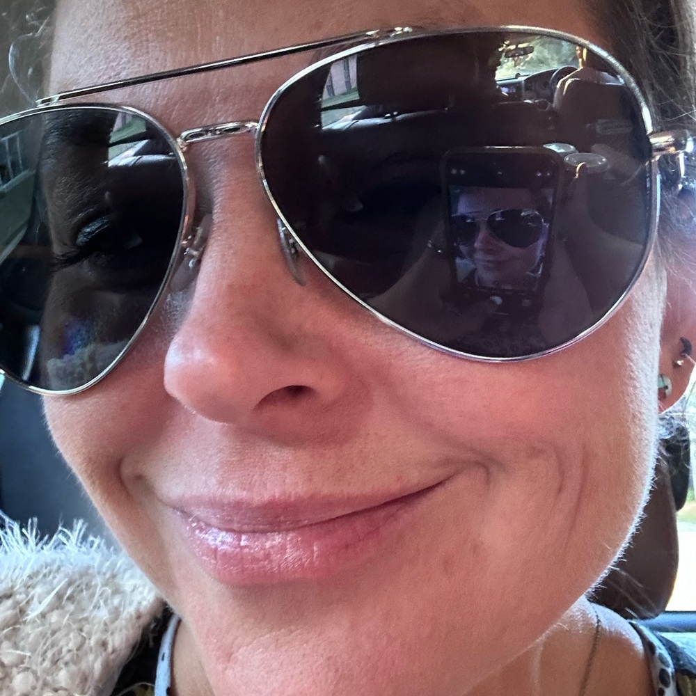 Meet your Posher, Sonya